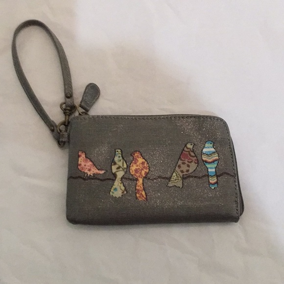 Handbags - 💕 cute Bird wristlet
